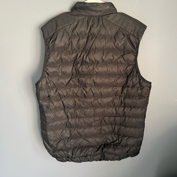 Arc’teryx Cerium LT Mens Size XL Down Vest Solid Black - Picture 4 of 5